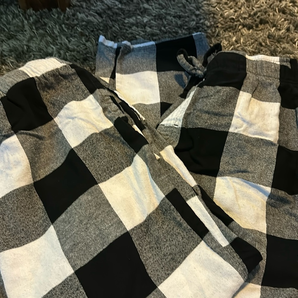 Men’s Old Navy Pajama Bottoms XXL (2pair)